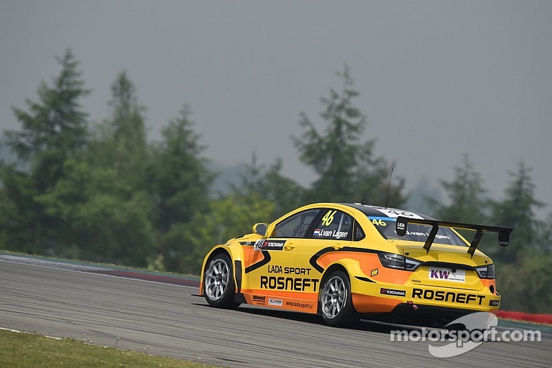Van Lagen stays on at Lada for Moscow