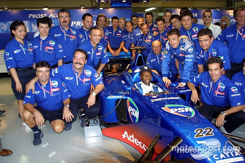 Interview exclusive - "Remanié dès 1998, Prost GP serait sur la grille aujourd'hui"