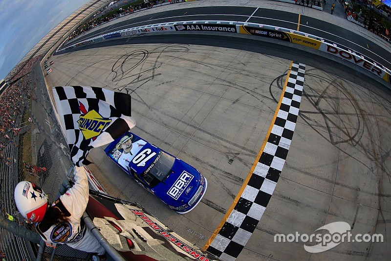 Reddick robs Jones of victory in Truck race at Dover