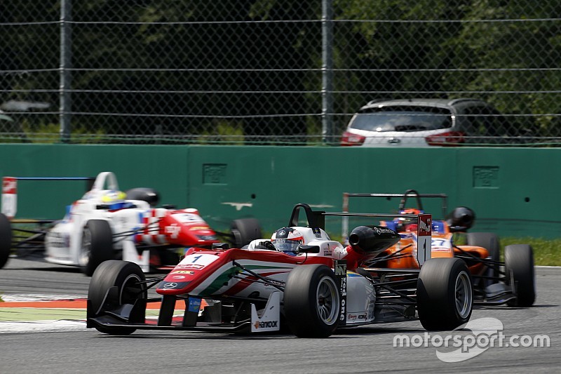 Rosenqvist gana la accidentada segunda carrera en Monza