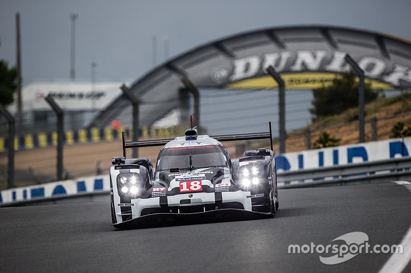 Journée Test, mi-journée - Un record pour Porsche avant la pluie!