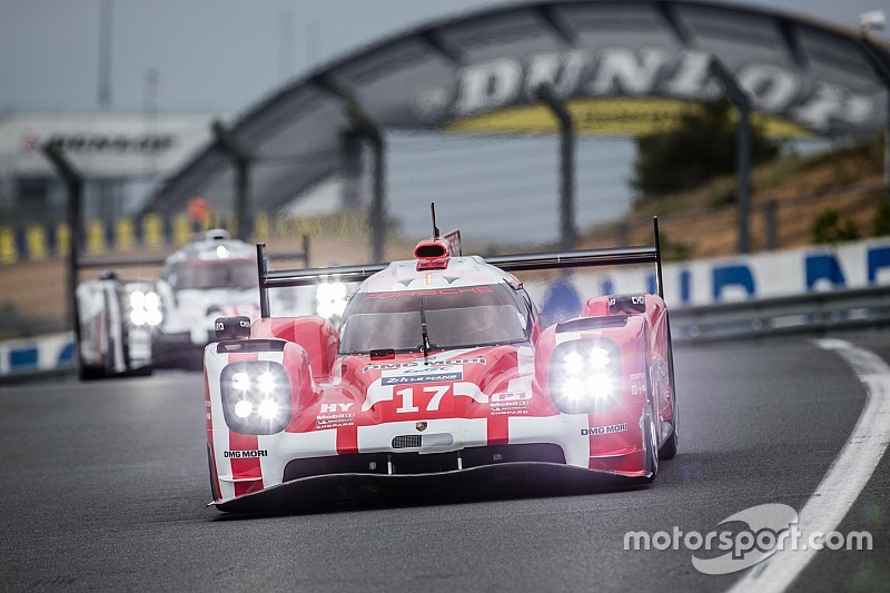 Le Mans Test Day: Porsche tops morning session