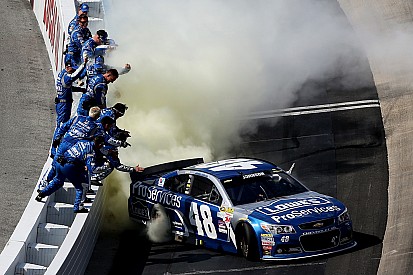 Johnson wins for record tenth time at Dover