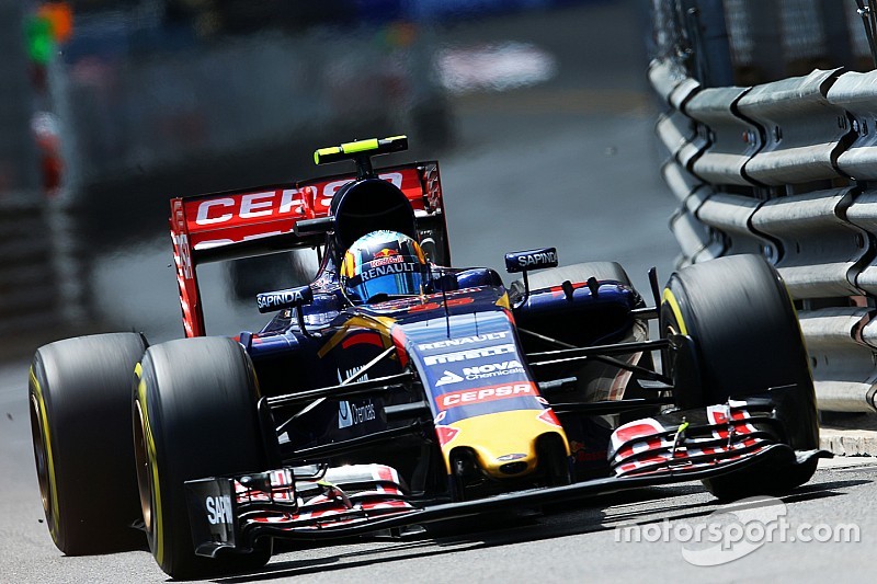 Carlos Sainz Jr., Scuderia Toro Rosso STR10