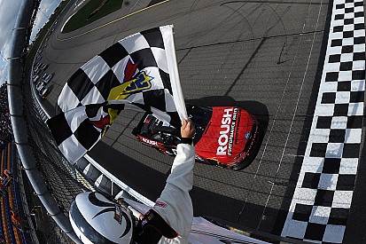 Roush racers settle Dover differences in team meeting