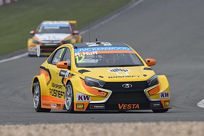EL2- Rob Huff fait rêver Lada