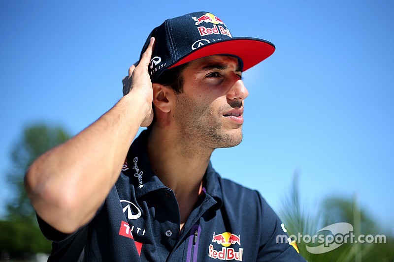 Ricciardo sounds off over Red Bull problems