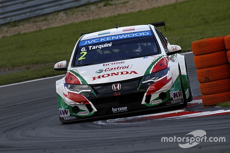Tarquini warns passing nearly impossible at Moscow