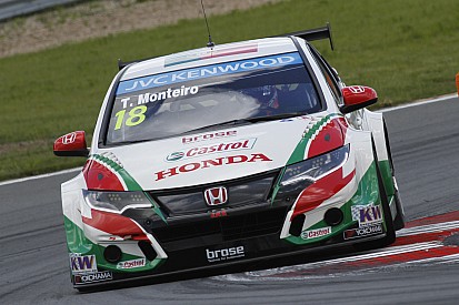 Tiago Monteiro secures brilliant victory in Russia!