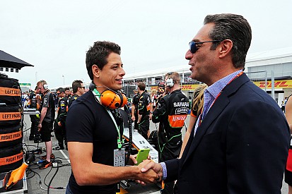 Chicharito, testigo del lugar 11 de Checo
