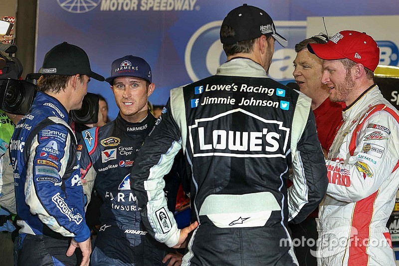 Hendrick's streak ends at Pocono