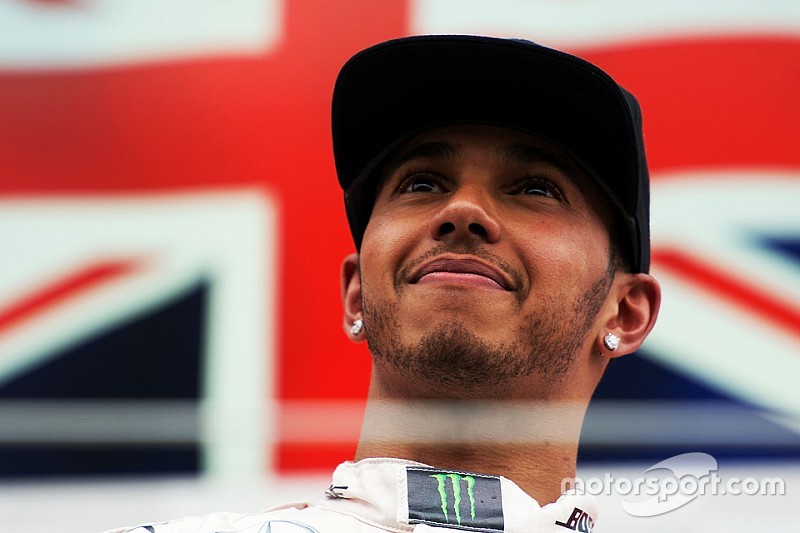 Qu'est-ce qui a transformé Lewis Hamilton?