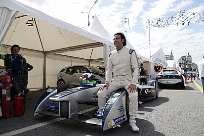 Vidéo - Dario Franchitti essaie la Formule E