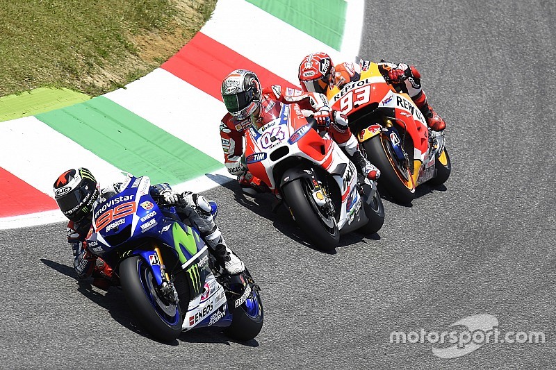 Jorge Lorenzo, Yamaha Factory Racing, Andrea Dovizioso, Ducati Team, et Marc Marquez, Repsol Honda Team