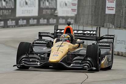 Daly back in for injured Hinchcliffe