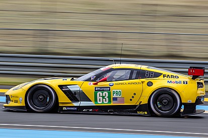 Magnussen placed on stretcher after Porsche Curves shunt - video