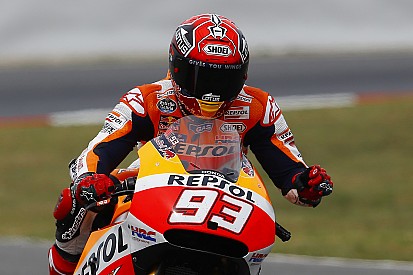 Márquez lidera el 1-2 de Honda en la 1° práctica
