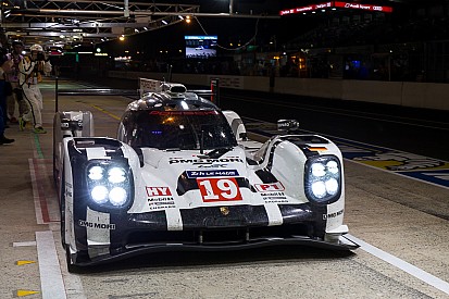 Hulkenberg leads Le Mans as midnight strikes
