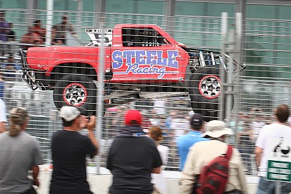 Scotty Steele wins SST race in Toronto