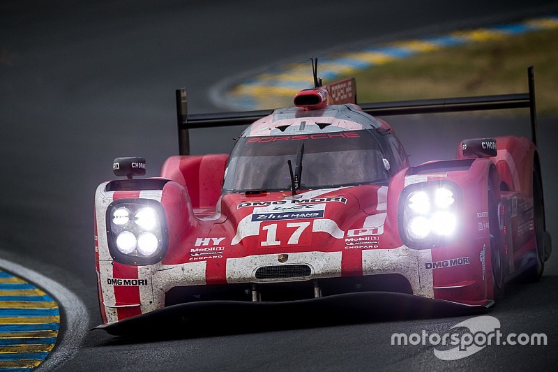 #17 Porsche Team Porsche 919 Hybrid : Timo Bernhard, Mark Webber, Brendon Hartley