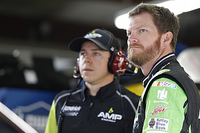 Earnhardt heads home to Deutschland