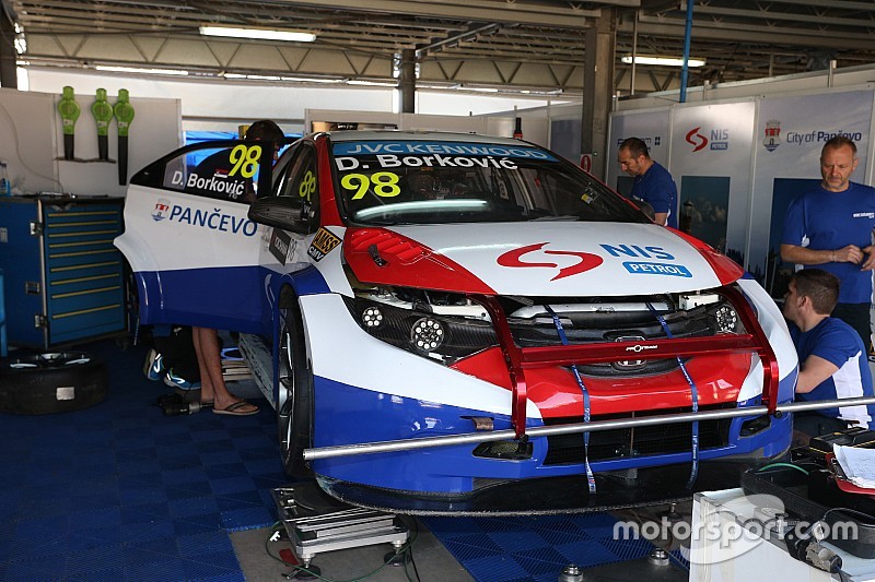 L'équipe Proteam quitte le WTCC