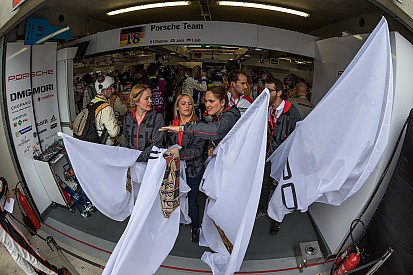 Revivez l'épopée Porsche aux 24h du Mans 2015 en photos!