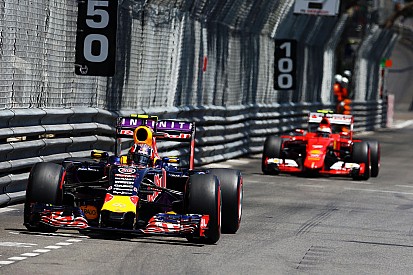 Red Bull перейдёт на двигатели Ferrari?