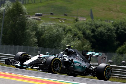 Mercedes: Closer than close on opening day at the Austrian GP