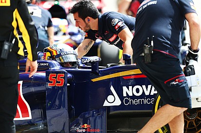 В Toro Rosso работали над прижимной силой