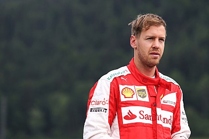 Vettel y Hulkenberg reciben el reto de los comisarios