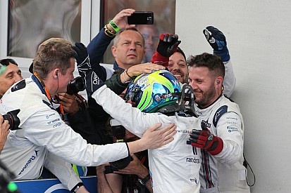 Massa consegue primeiro pódio do ano após batalha com Vettel