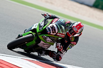 Masterclass performance gives Rea the win in Race 2