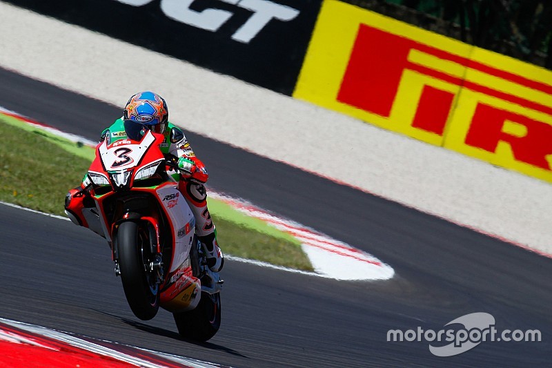 Aprilia distancée? "Au moins jusqu'à la fin de la saison" d'après Biaggi