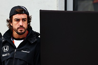 Alonso se ve en una transición