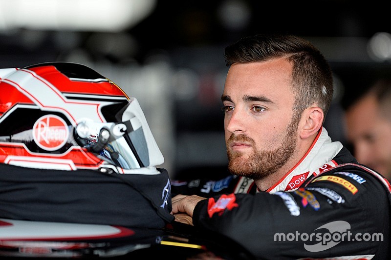 Austin Dillon looking to turn the corner with RCR in 2015