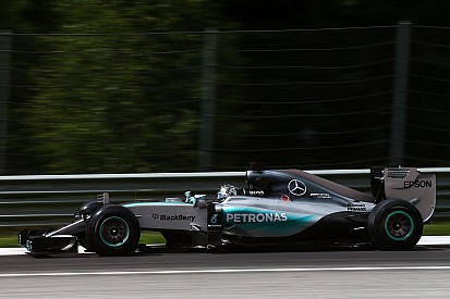 Rosberg keeps Mercedes on top in Austria test