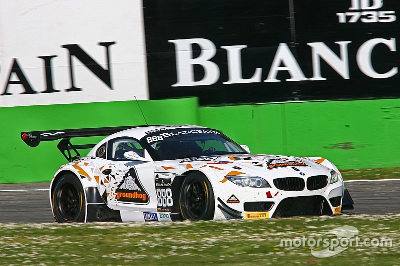 #888 Triple Eight Racing BMW Z4: Ryan Ratcliffe, Joe Osborne, Lee Mowle