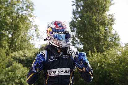 London ePrix: Buemi win sets up three-way title showdown