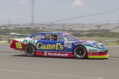 Rafael Martínez tiene la pole en NASCAR México