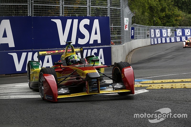 Fans enjoy heart-stopping Formula E finale