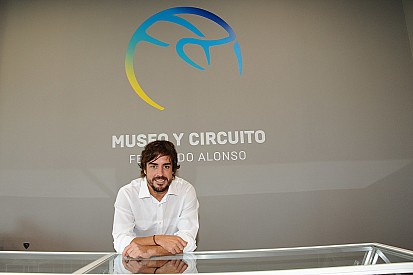 Fernando Alonso se "estrena" en Instagram
