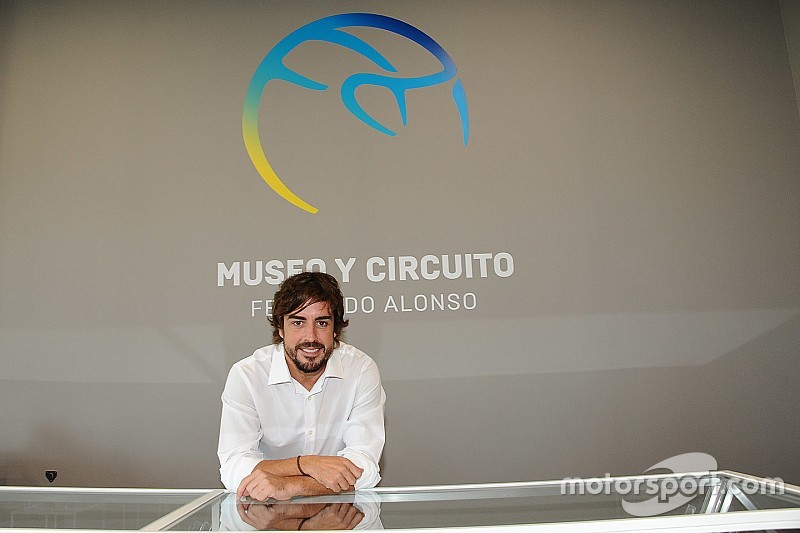 Fernando Alonso se "estrena" en Instagram