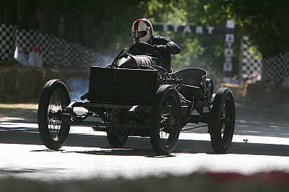 Vidéo - La spectaculaire Darracq 1908 à Goodwood