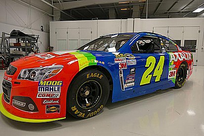 El arcoiris regresa al bólido de Jeff Gordon
