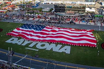 Daytona will not ban Confederate Flag for 4th of July race, but...