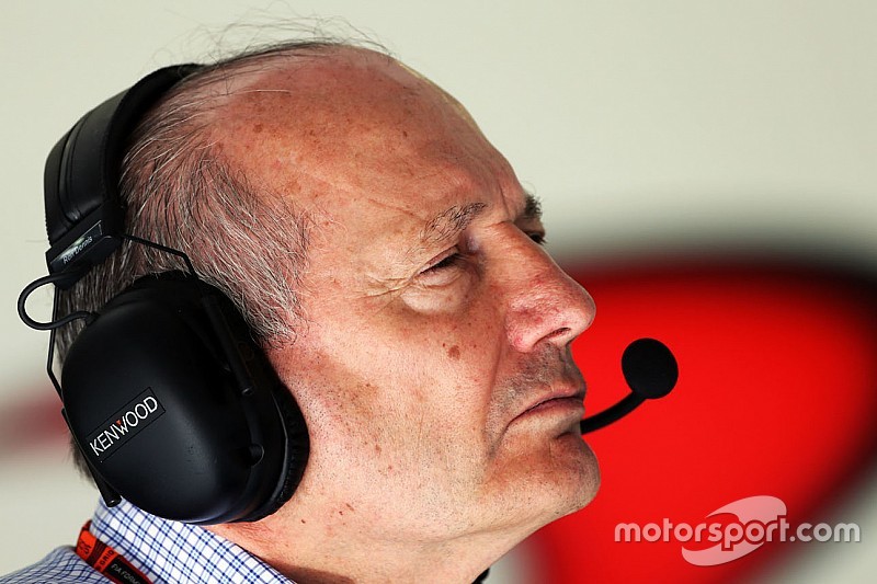 Ron Dennis no concuerda con las decisiones del Grupo de Estrategia