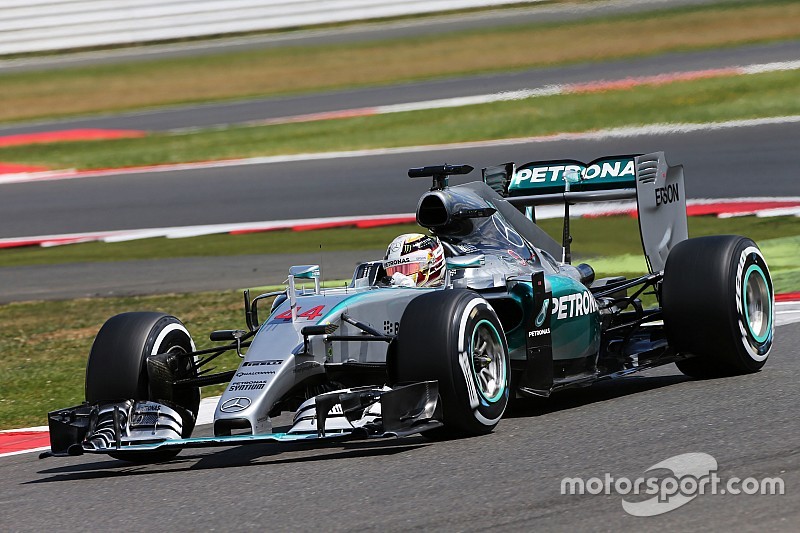 Hamilton vuelve a separarse en el Campeonato
