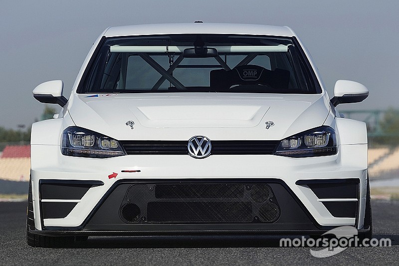 Volkswagen представила Golf для TCR