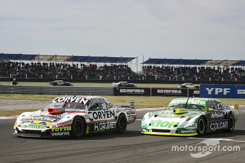 Juan Marcos Angelini, UR Racing Dodge and Agustin Canapino, Jet Racing Chevrolet